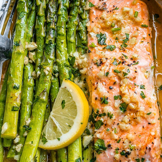 Baked Salmon with Asparagus & Lemon Garlic Butter Sauce