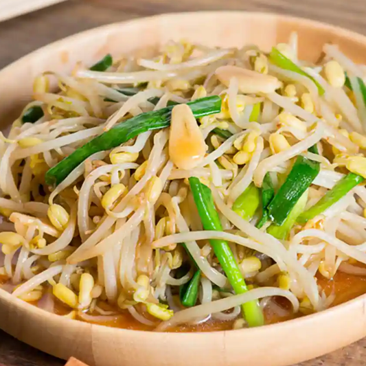 Bean Sprouts with Fried Garlic