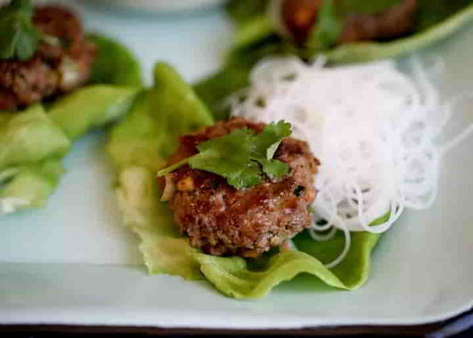 Curry Scented Grilled Beef Lettuce Wraps