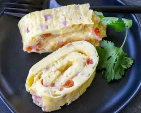 Egg Omelette Roll (Gyeran Mari)