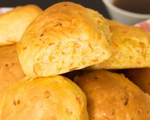 Finnish Carrot Bread Rolls