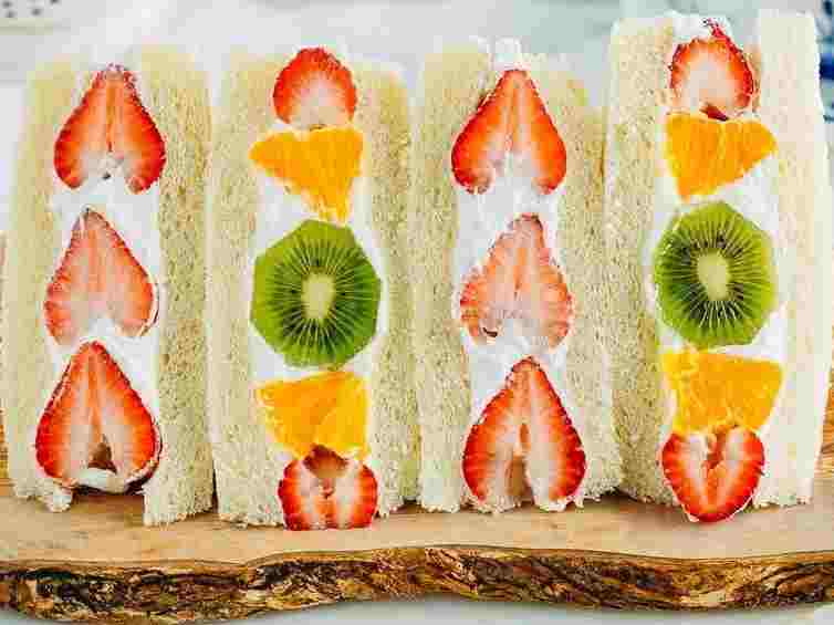 Japanese Fruit Sandwich