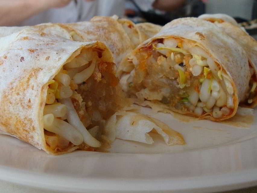 Popiah (fresh spring rolls)