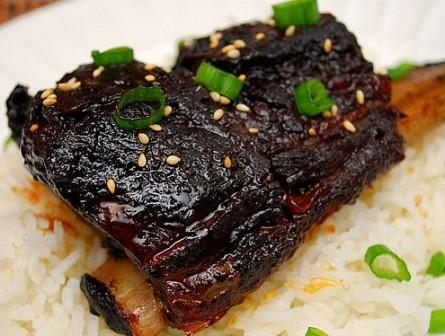 Pressure Cooker Korean Style Short Ribs