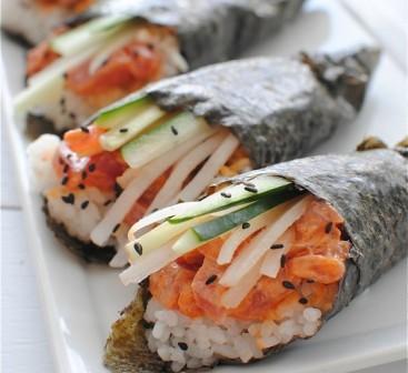 Spicy Tuna Handrolls