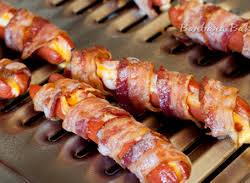 Steak 'N Bacon Hot Dogs