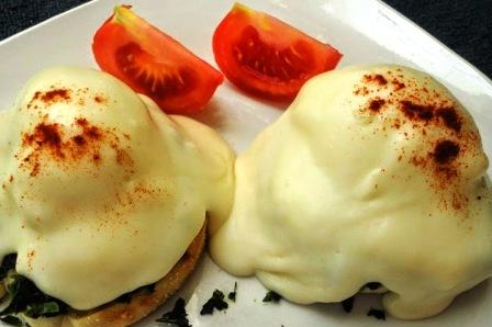 Eggs Florentine (Florentin Usulu Yumurta)
