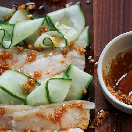 Boiled Pork Belly With Spicy Garlic Dressing