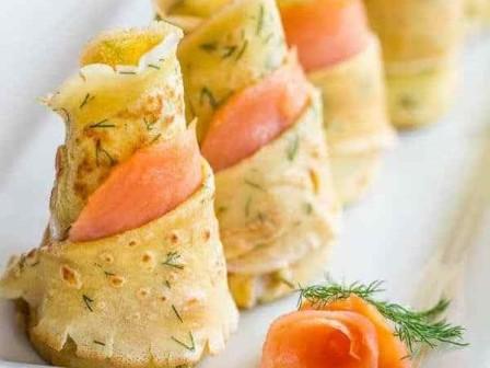 Dill Crêpes with Smoked Salmon