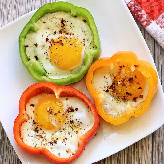 Fried Eggs & Bacon in Capsicum Rings