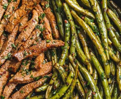 Garlic Butter Steak & Lemon Green Beans