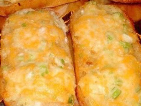 Garlic Cheese Bread