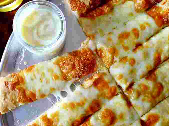 Garlic Fingers with Donair Sauce