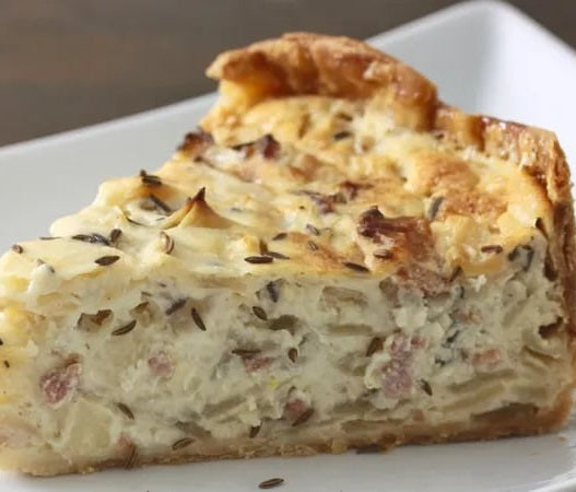 German Onion & Bacon Pie (Zwiebelkuchen)