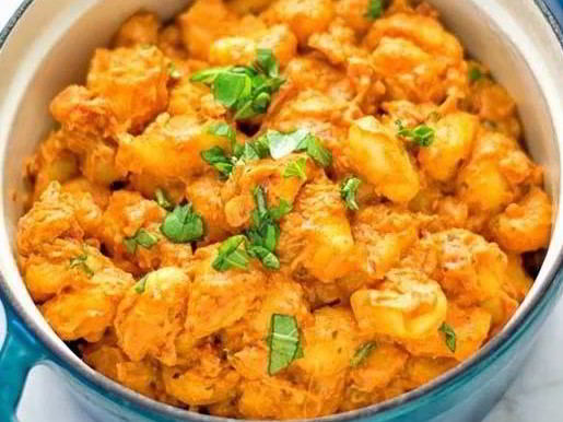 Gnocchi with Garlic Cream Tomato Sauce