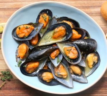 Mussels in White Wine & Garlic Sauce