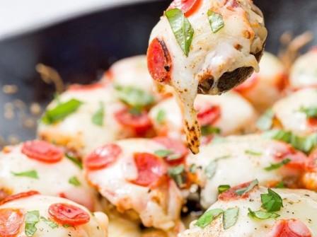 Pizza-Stuffed Mushrooms