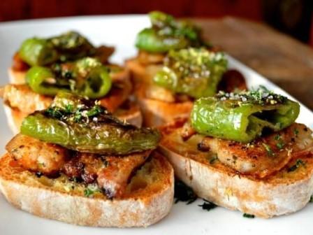 Pork Belly with Green Pepper Pinchos