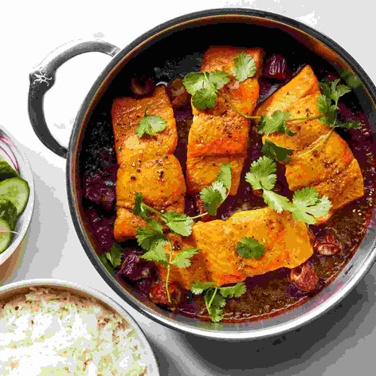 Qaliyeh-e Khorma (Spicy Sweet & Sour Salmon With Dates)