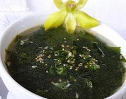 Seaweed Soup (Miyeok guk)