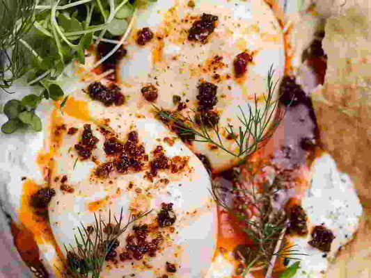 Turkish Eggs with Herbed Yoghurt (Cilbir)